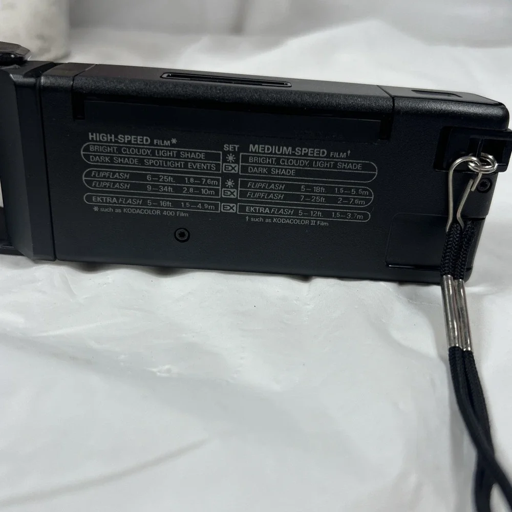 Kodak Tele-Ektra 2 Instamatic 110 Film Camera‎ Untested. With Swing Cover